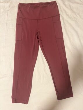 High-Waist Athletic Capri Leggings - Deep Mauve